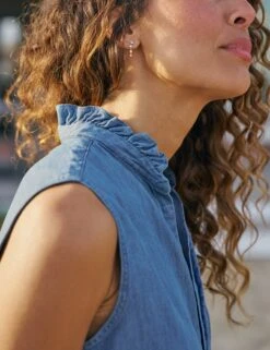 FIONA RUFFLE Vintage Stonewashed Indigo, Famous Denim -Elegant Wear Hub 18 RUFFLEMARY VWD RUFFLEFION VWD RUFFLEEILN VWD JAMESONSK WTL WEXFORD DDRL RAY BERI PALOMA SP25 MAY 2190 sRGB