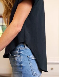 THEO British Royal Navy, Heritage Jersey -Elegant Wear Hub 30 LAB219 BRNV MONAGHAN 1997 Model Clara Settje 23SP 5201 sRGB