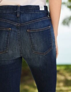 FLANNIGAN 2003 Wash, Italian Power Denim -Elegant Wear Hub 31 FLANNIGAN 1974 LAB219 WHT Model Clara Settje 1741 v2 sRGB