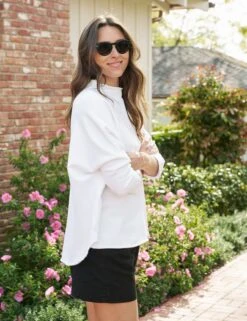 EFFIE White, Triple Fleece -Elegant Wear Hub 37 LAB518TF WHT WATERFORD BKL Model Ray Roberts 23SU 5321 v3 sRGB