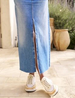 DONNYBROOK 2010 Wash, Italian Vintage Denim -Elegant Wear Hub 4 DONNYBROOK 2010 LAB516NTF STFH Milan Dixon 24SP 1156 sRGB