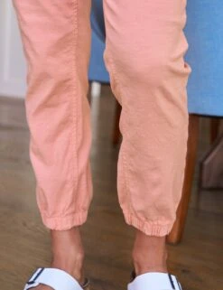 JAMESON Coral, Italian Performance Linen -Elegant Wear Hub 4 SHIRLEY VWD LAB219 WHT JAMESON CORL Model RachelleBell 24SP 0195 sRGB