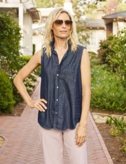 FIONA Distressed Raw Rinse, Famous Denim