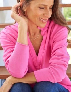 PATRICK Bubblegum Pink, Triple Fleece 6 PATRICK Bubblegum Pink, Triple Fleece -Elegant Wear Hub 53 SLIGO 1992 LAB510TF BBGM Model SimoneNorblom 24RE 3924 sRGB