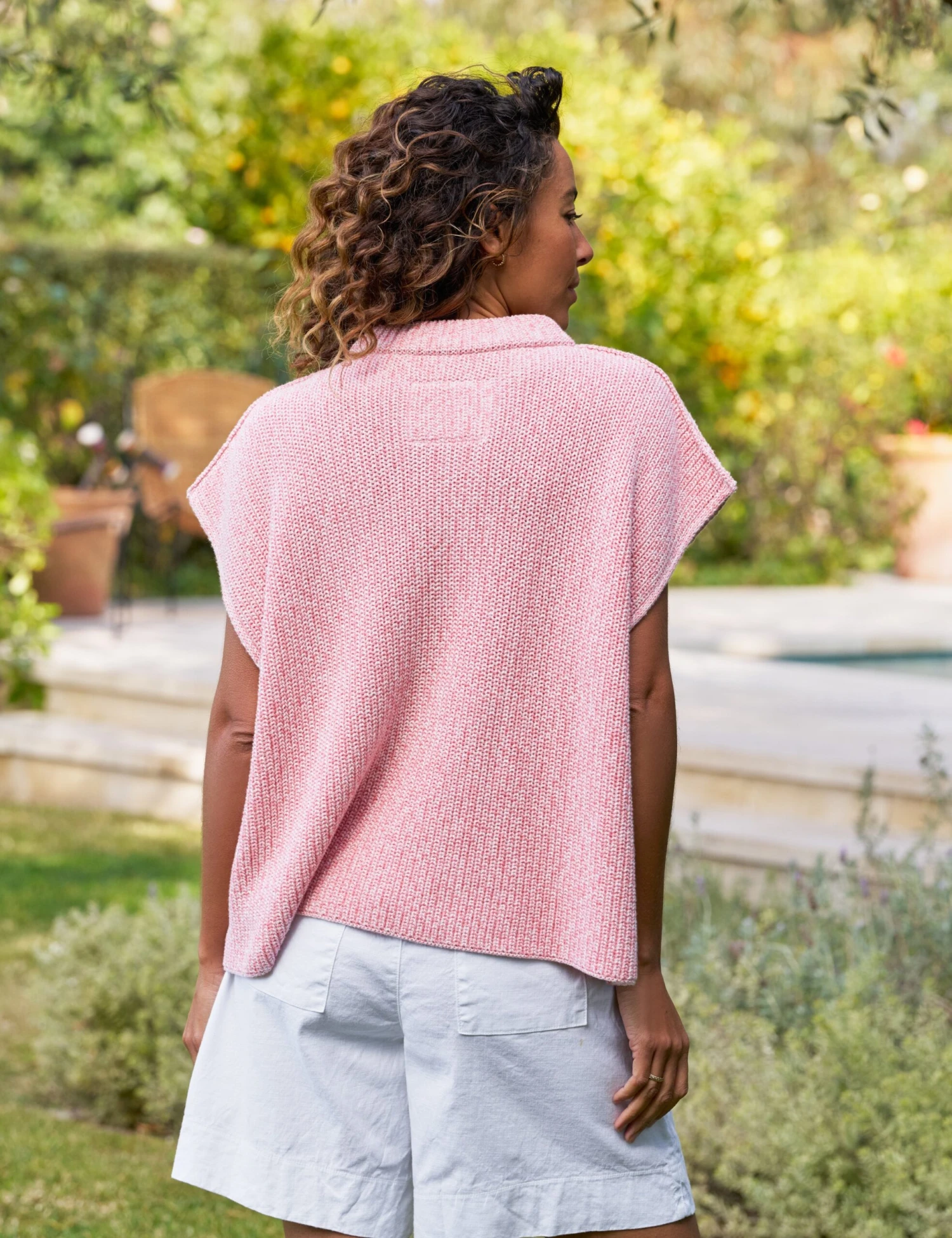 MONTECITO VEST Coral Reef, Pure Italian Cotton 2 MONTECITO VEST Coral Reef, Pure Italian Cotton - Image 2