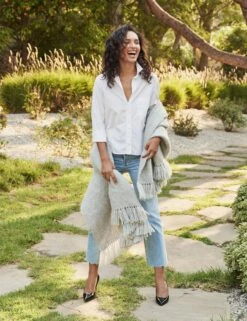 SILVIO White, Superluxe -Elegant Wear Hub 66 SILVIO WHTD MONAGHAN 1990 CAMILA 7276 v1 sRGB