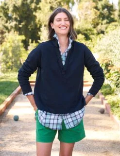 SHIRLEY Navy And Green Plaid, Superluxe -Elegant Wear Hub 66 WATERFORD KYGL SHIRLEY BNGP LAB510HJ BRNV Model SimoneNorblom 24RE 0552 sRGB