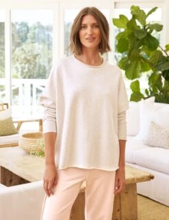 ANNA Heather White Melange, Triple Fleece -Elegant Wear Hub 72 LAB643TF VROS LAB516NTF HTWM Model MicheleOullet 24RE 0483 sRGB