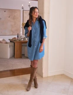 MONTECITO SWEATER Marine, Pure Italian Cotton -Elegant Wear Hub 72 MARY VWD SWEATER02 DNVK PALOMA 25FA SEPTEMBER 5159 sRGB 1