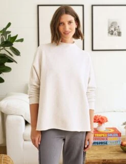 EFFIE Heather White Melange, Triple Fleece