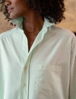 SHIRLEY Green Stripe, 1947 Italian Oxford -Elegant Wear Hub 9 GALWAY WWD SHIRLEY GRSX Milan Dixon 24SP 2429 sRGB