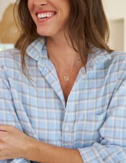 JOEDY Cream And Blue Plaid, Flannel -Elegant Wear Hub 98 GALWAY ALMD JOEDY BCGF Model RayRoberts2023 24RE 1042 sRGB